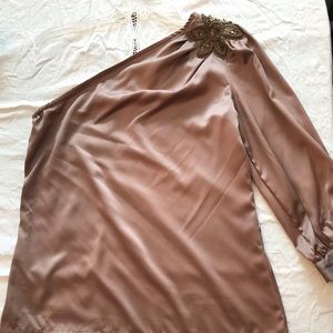 Jennifer lopez XS one shoulder top